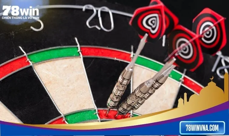 Ném phi tiêu thường tổ chức ở đâu?